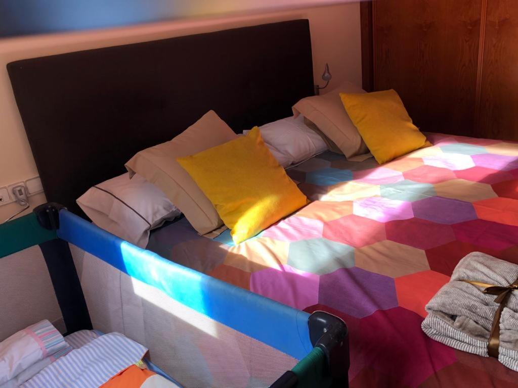 Apartaments Vicus 2 Con Vistas A La Plaza Mayor De Vic Exteriör bild