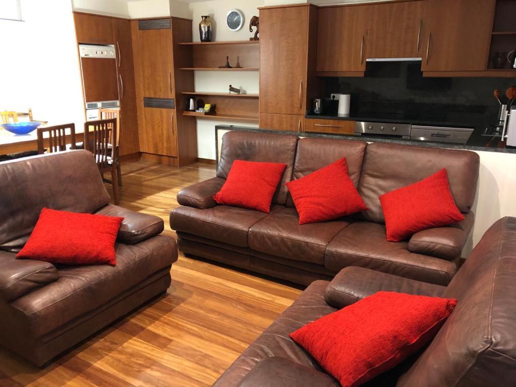 Apartaments Vicus 2 Con Vistas A La Plaza Mayor De Vic Exteriör bild